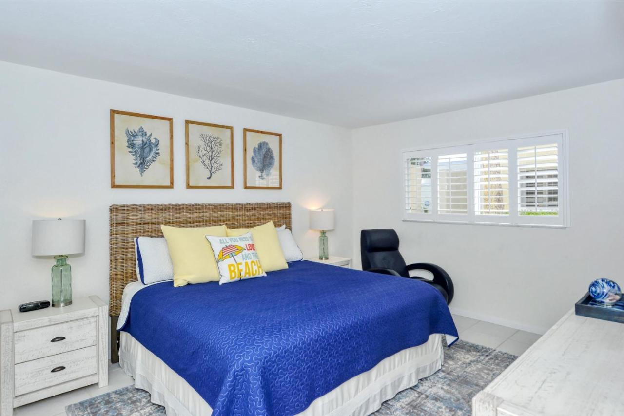Laplaya 101A Step Out To The Beach From Your Screened Lanai Light And Bright End Unit Longboat Key Exteriör bild
